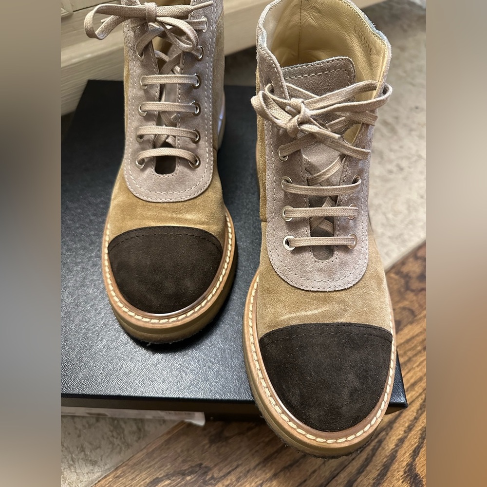 100% Authentic Chanel Interlocking Cc Logo Lace U… - image 8